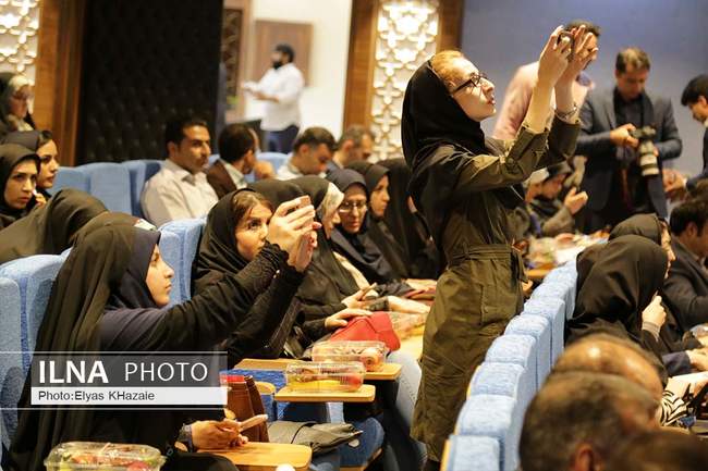 آئین تجلیل و تقدیر از خبرنگاران عرصه تولید و صادرات در قزوین