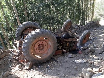 مرگ راننده تراکتور بر اثر حادثه کار/ مصدوم شدن ۴ نفر دیگر