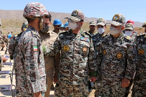 بازدید امیر سرتیپ صباحی فرد از اردوگاه کوهستان دانشجویان دانشگاه پدافند هوایی