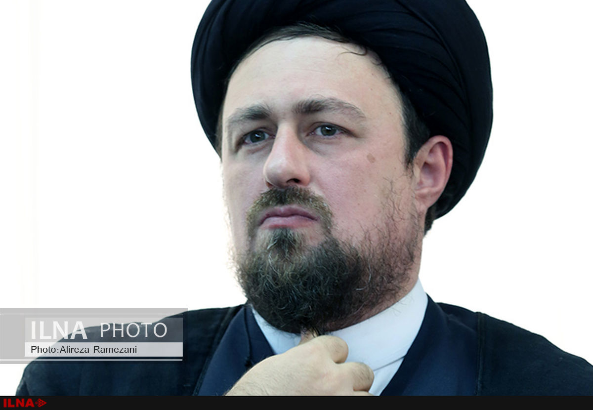 مراقب باشیم که جامعه دچار لغزش ادبی نشود