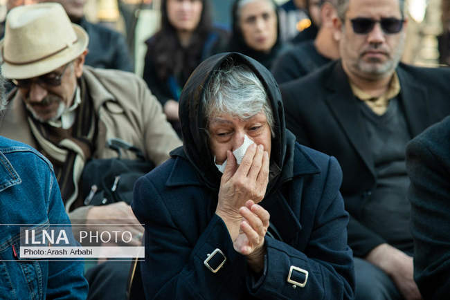 مراسم تشییع پیکر عنایت بخشی