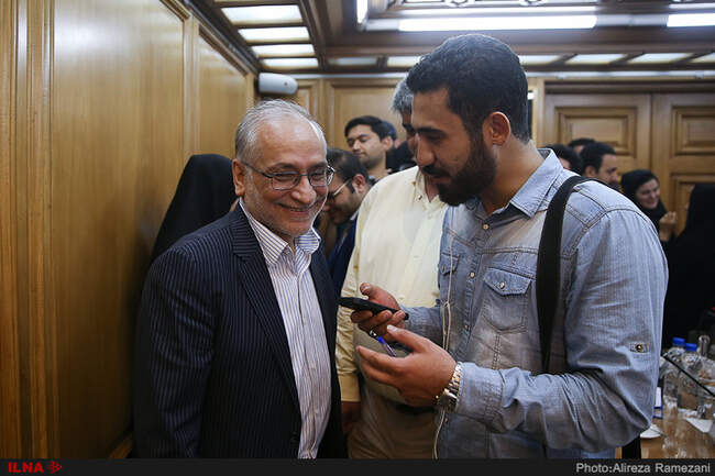 آخرین جلسه ارایه برنامه کاندیداهای شهرداری 