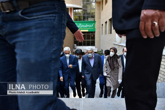 افتتاح مرکز جامع سلول های بنیادی و پزشکی بازساختی با حضور وزیر علوم و