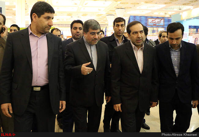 بازدید وزیر فرهنگ و ارشاد اسلامی از نمایشگاه مطبوعات