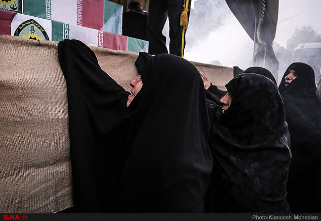 مراسم تشییع پیکر ۵۴ شهید دفاع مقدس ناجا از مقابل دانشگاه تهران