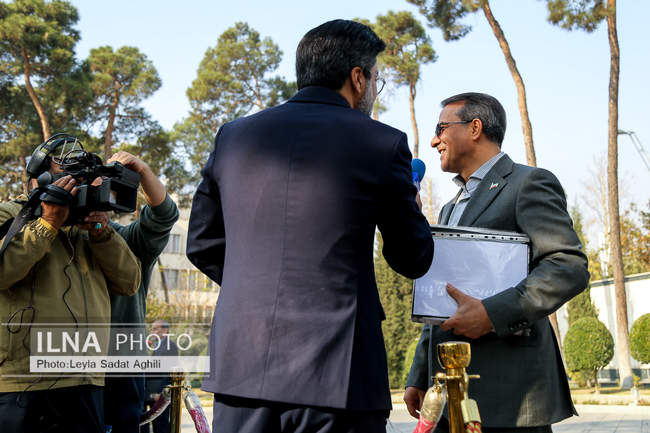  حاشیه جلسه هیات دولت -12 آذر