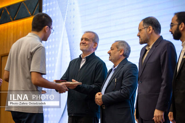 تجلیل از مدال آوران المپیاد ۲۰۲۵