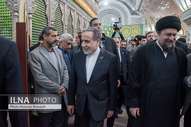 تجدید میثاق وزیر و کارکنان وزارت امور خارجه با آرمان‌های امام راحل