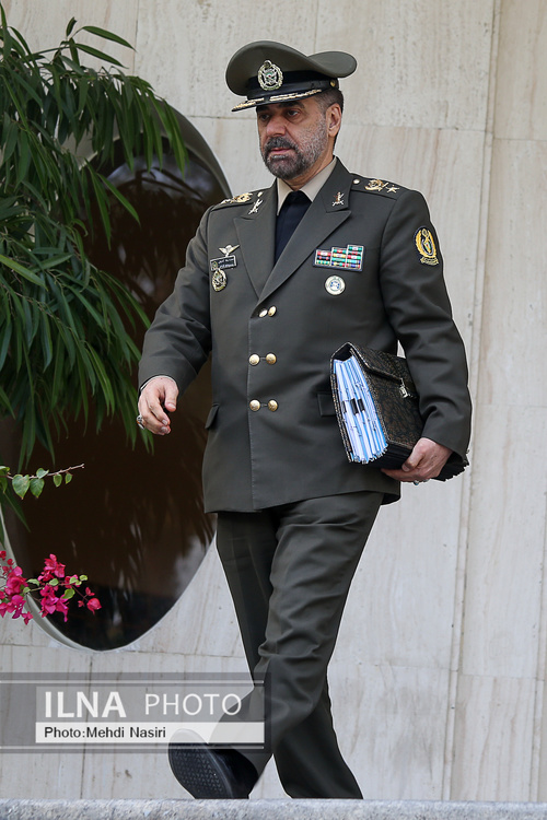  محمدرضا قرایی آشتیانی وزیر دفاع