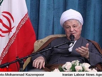پرهیز از اجرای حداقلی قانون اساسی / حاکمیتی به‌نام دین، در غیاب خواست مردم٬ متصور نیست