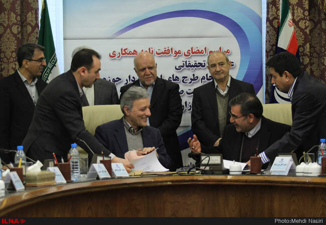 مراسم عقد موافقت‌نامه همکاری انجام طرح‌های اولویت‌دار حوزه پایین‌دستی صنعت نفت با دانشگاه‌ها 