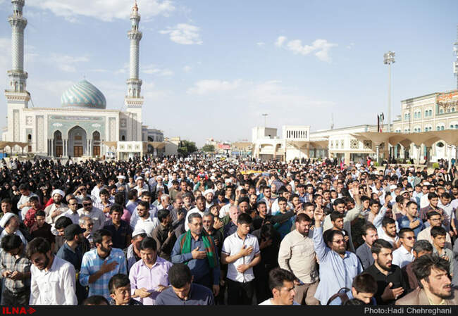 تشییع پیکر دو شهید مدافع حرم در قم