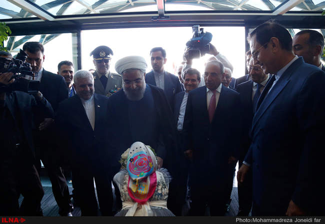 حسن روحانی رئیس جمهور کشورمان وارد باکو شد/2