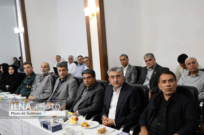 نشست ویژه ستاد مدیریت بحران هرمزگان با حضور معاون اجرایی رئیس‌جمهور