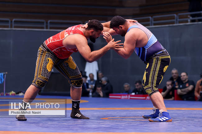 گزارش تصویری از رقابت‌های کشتی تعیین پهلوان سال ۱۴۰۴