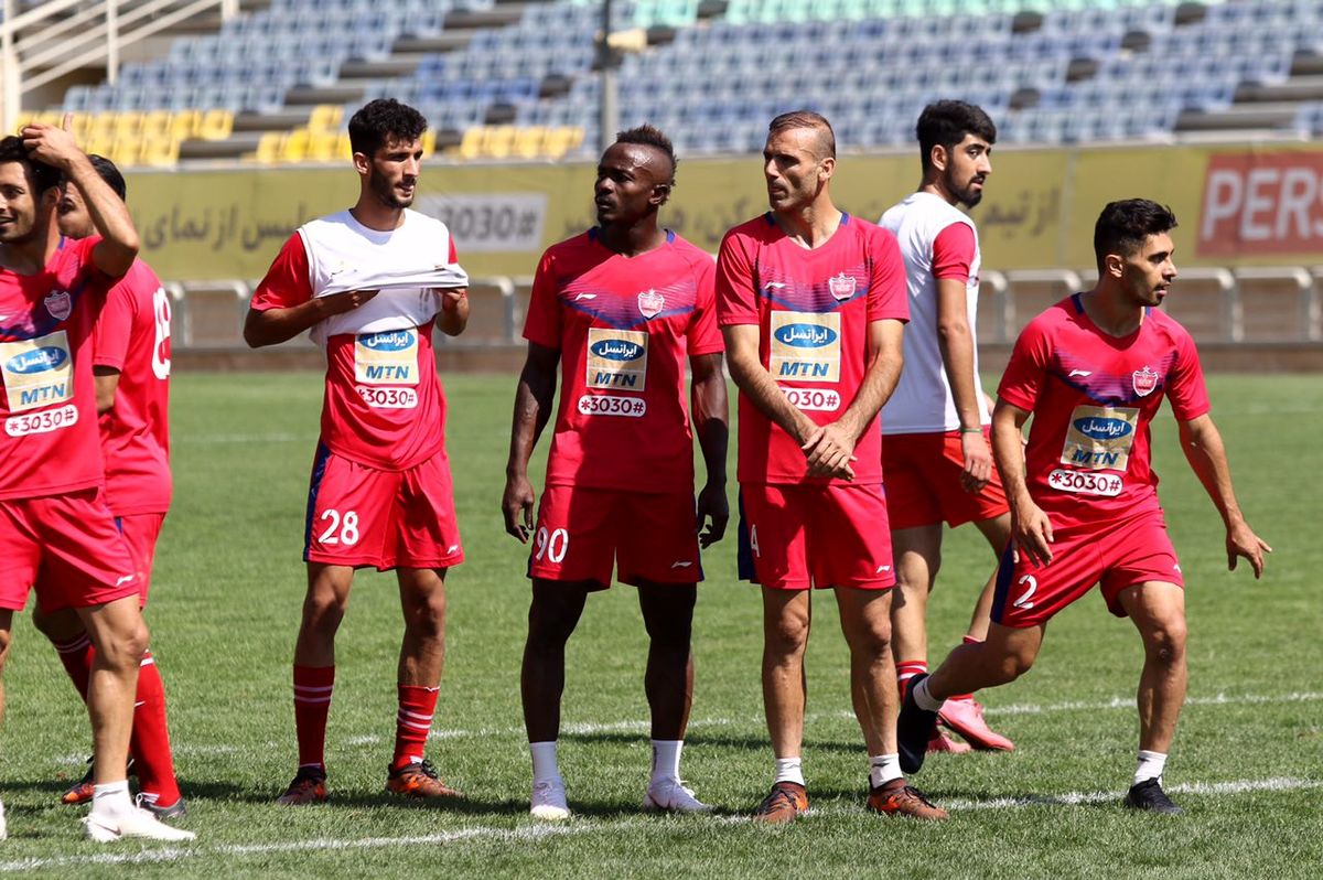 نبرد تن به تن کاپیتان‌ها در تمرین حساس پرسپولیس (عکس)