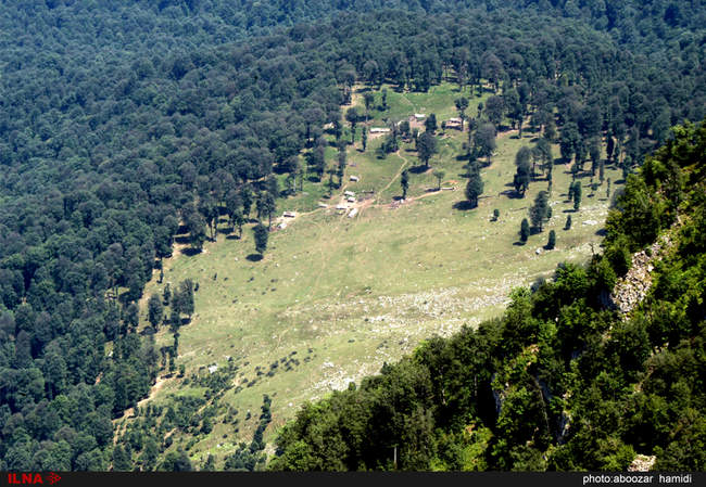 گذری بر بلندای بام گیلان (درفک) 