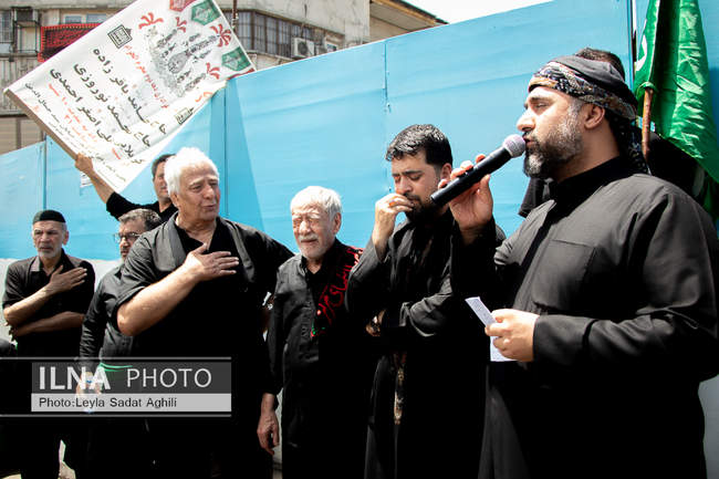 مراسم خیمه سوزان روز عاشورا در بازار تهران