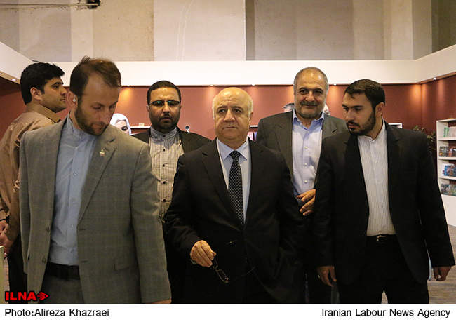 بازدید وزیر فرهنگ عراق از بیست و هشتمین نمایشگاه کتاب