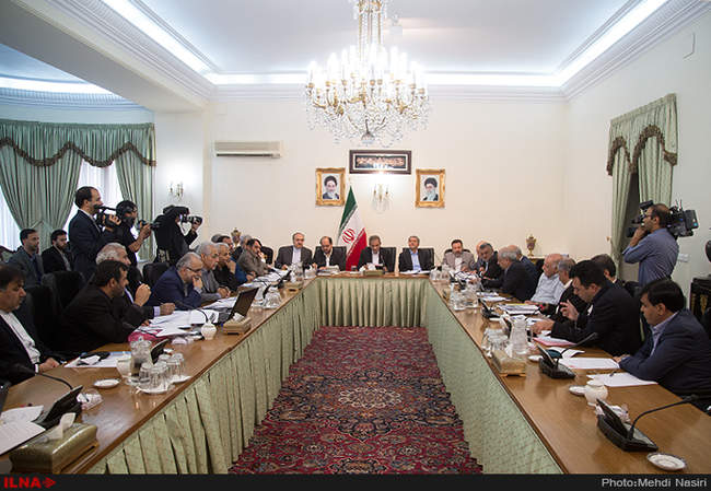 جلسه‌ ستاد فرماندهی اقتصاد مقاومتی به ریاست اسحاق جهانگیری