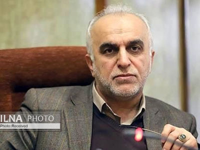  مراسم تکریم وزیر پیشین اقتصاد برگزار شد