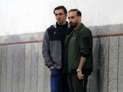باران، تمرین خیبر را به زمین سرپوشیده کشاند