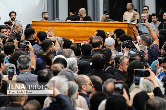 مراسم تشییع پیکر آتیلا پسیانی