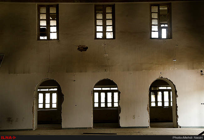 در داخل عمارت مسعودیه چه می گذرد؟