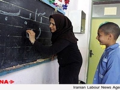 محمدی: نگاه تنگ نظرانه به تشکل‌های صنفی معلمان حذف شود