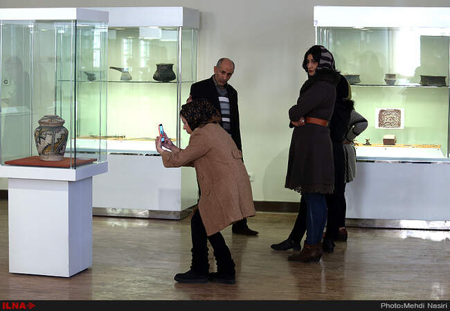 نمایش اشیای فرهنگی تاریخی استرداد شده ایران از ایتالیا در موزه ملی ایران