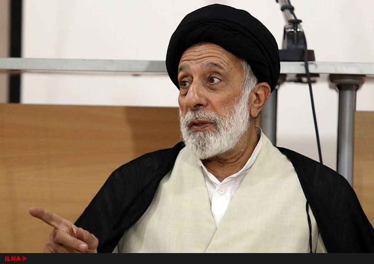 پیام تسلیت سیدهادی خامنه‌ای به مناسبت درگذشت عزت‌الله انتظامی