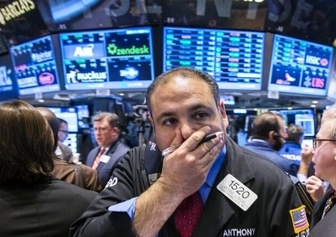 توقعات بارتفاع برمیل النفط إلى 75 دولارا إذا تجاوز توقف السعودیة 6 أسابیع
