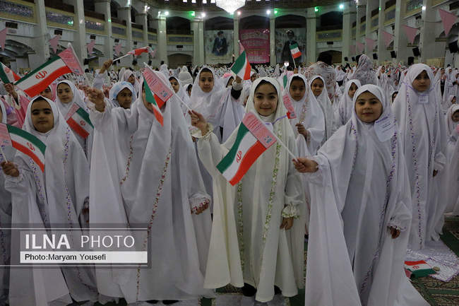 مراسم جشن تکلیف ۵ هزار نفری دختران تبریز