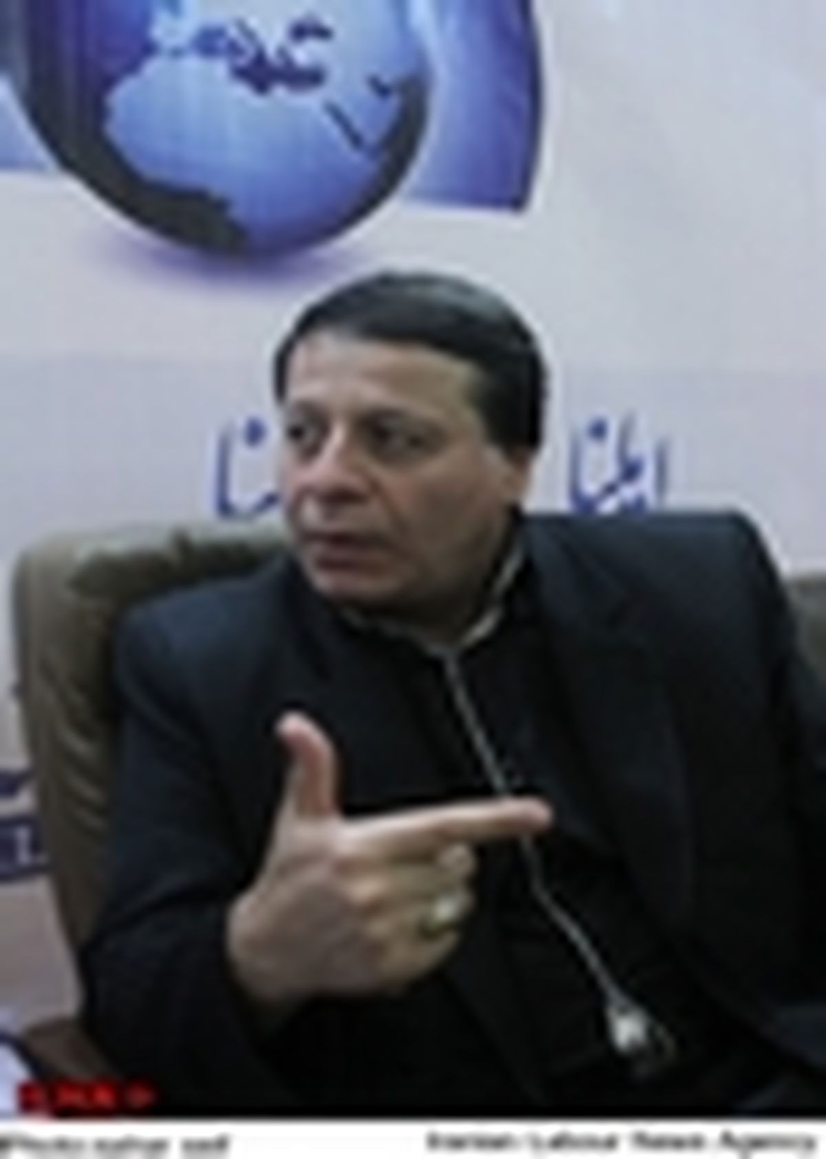 محمدرضا ساکت از غرفه ایلنا بازدید کرد