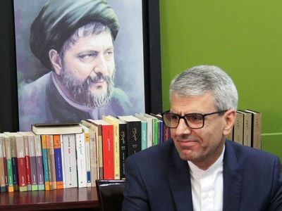 دیدار بقایی با خانواده امام موسی صدر 