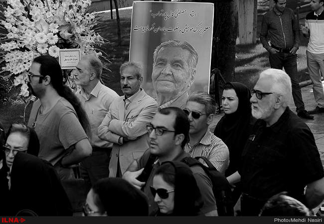 مراسم تشییع پیکر زنده یاد مصطفی کمال پورتراب