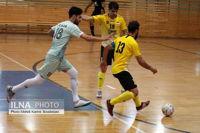 برد تیم فوتسال سپاهان برابر راگا تهران 