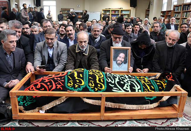 مراسم تشییع محمد توکلی فرزند دکتر احمد توکلی