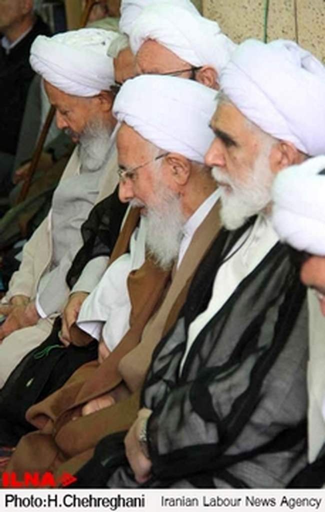 تشییع پیکر آیت الله العظمی حاج شیخ مسلم ملکوتی
