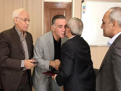 برگزاری مراسم تودیع دکتر زادمهر در جلسه هیأت مدیره باشگاه پرسپولیس