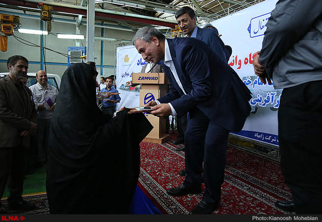 واگذاری 5000 خودروی نیسان به مددجویان کمیته امداد با حضور علی ربیعی وز