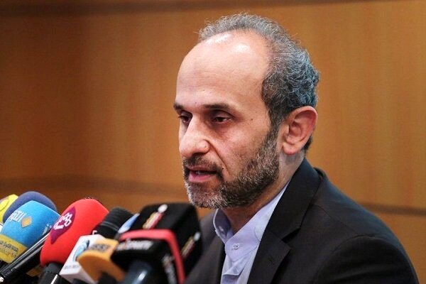 پیشکسوتان سکوت نکنند تا نسل جوان با تاریخ آشنا شوند