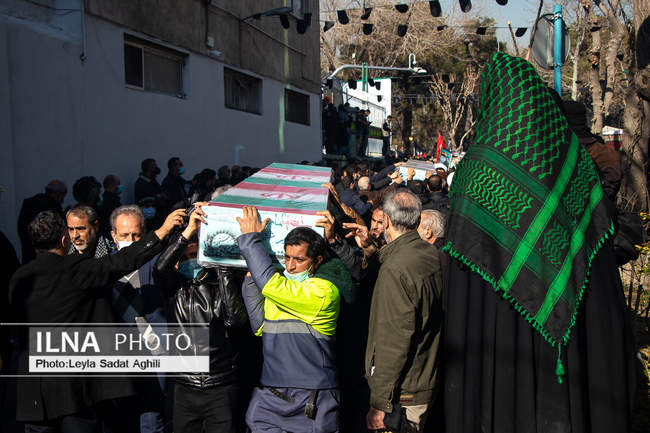 تشییع باشکوه پیکر‌های مطهر ۱۵۰ شهید گمنام در تهران/۳