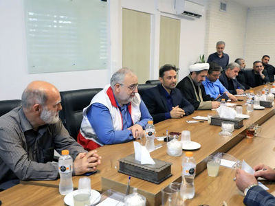 تجمیع ظرفیت‌ نهادهای انقلابی در حمایت از رزمندگان و دفاع مقدس