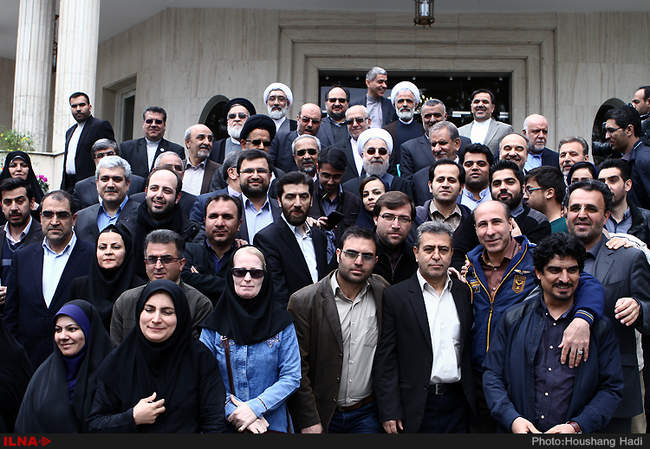 آخرین جلسه هیئت دولت در سال 94 