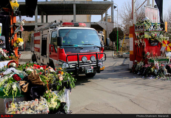 ادای احترام مردم  به جانباختگان حادثه پلاسکو 