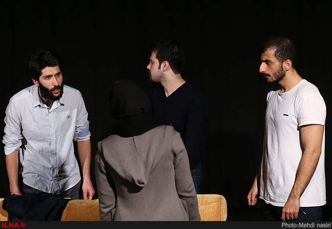 نمایش دَر به کارگردانی شهاب مهربان
