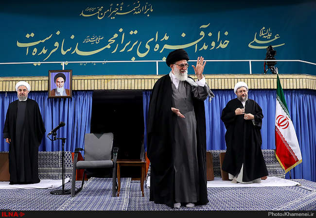 دیدار مسئولان نظام و میهمانان کنفرانس وحدت اسلامى‌ با رهبر انقلاب