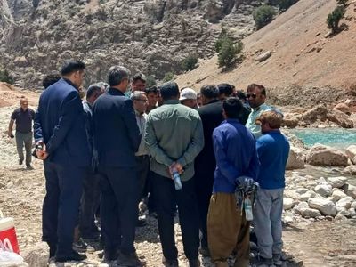 ورود میدانی معاون سیاسی استانداری خوزستان /تشکیل جلسه‌ی فوری در استانداری 