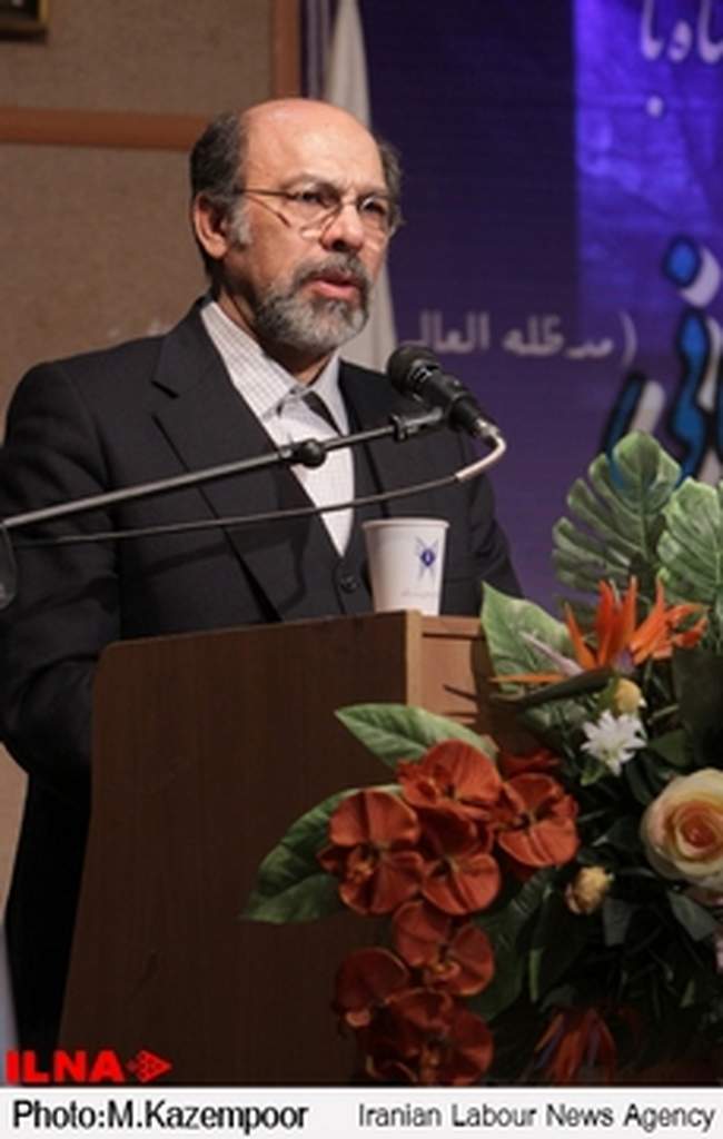 بازدید آیت الله هاشمی از دانشگاه آزاد کرمانشاه